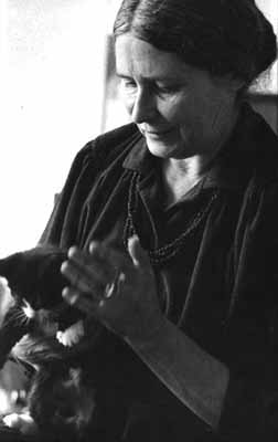 http://www.dorislessing.org/cat1b.jpg